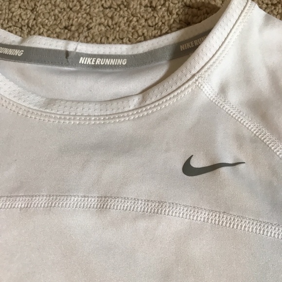 Nike dri-fit tee - Picture 2 of 3